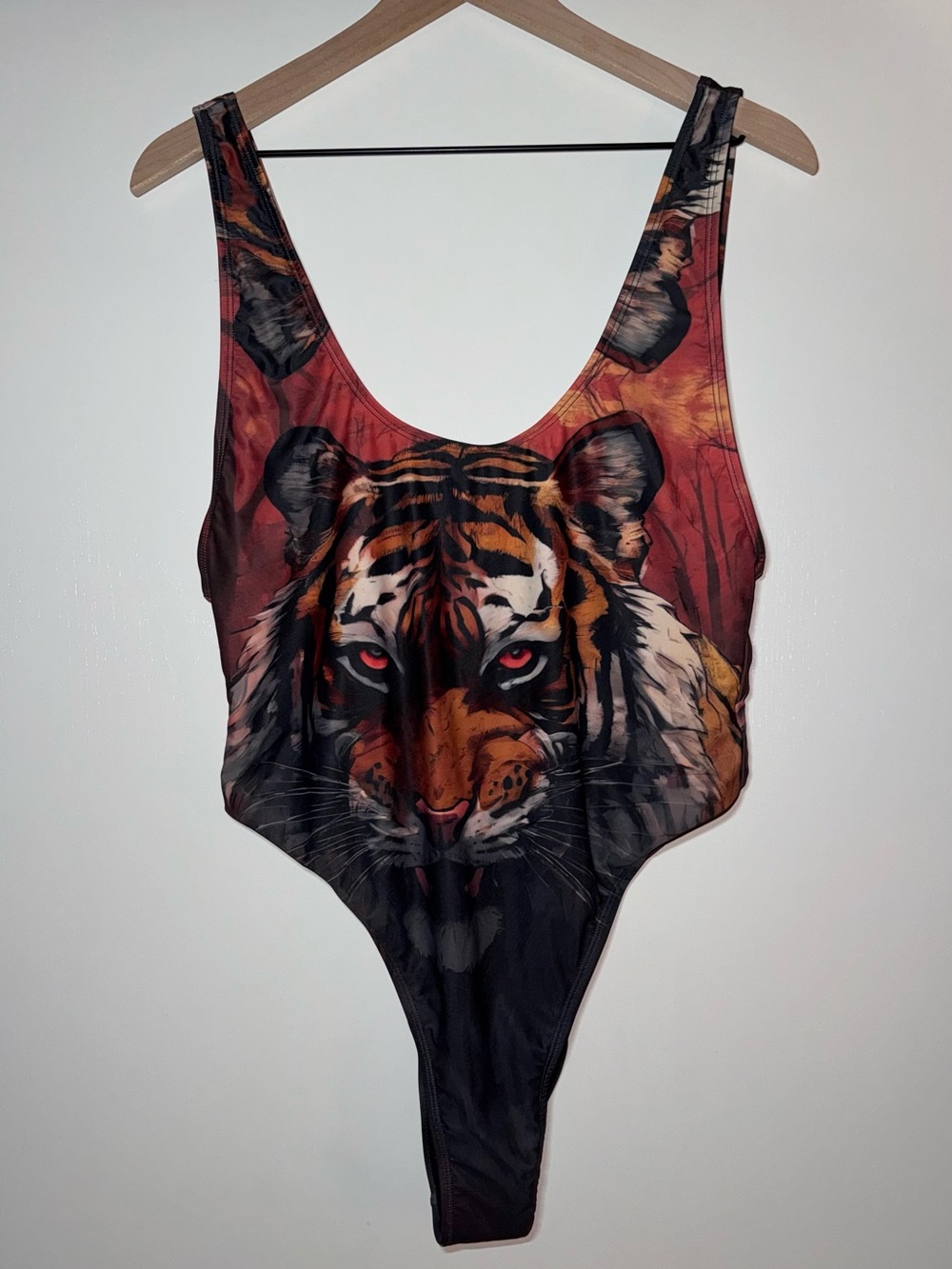 Zakqeik Women's One-Piece Low Cut Tiger Swimsuit Size XL